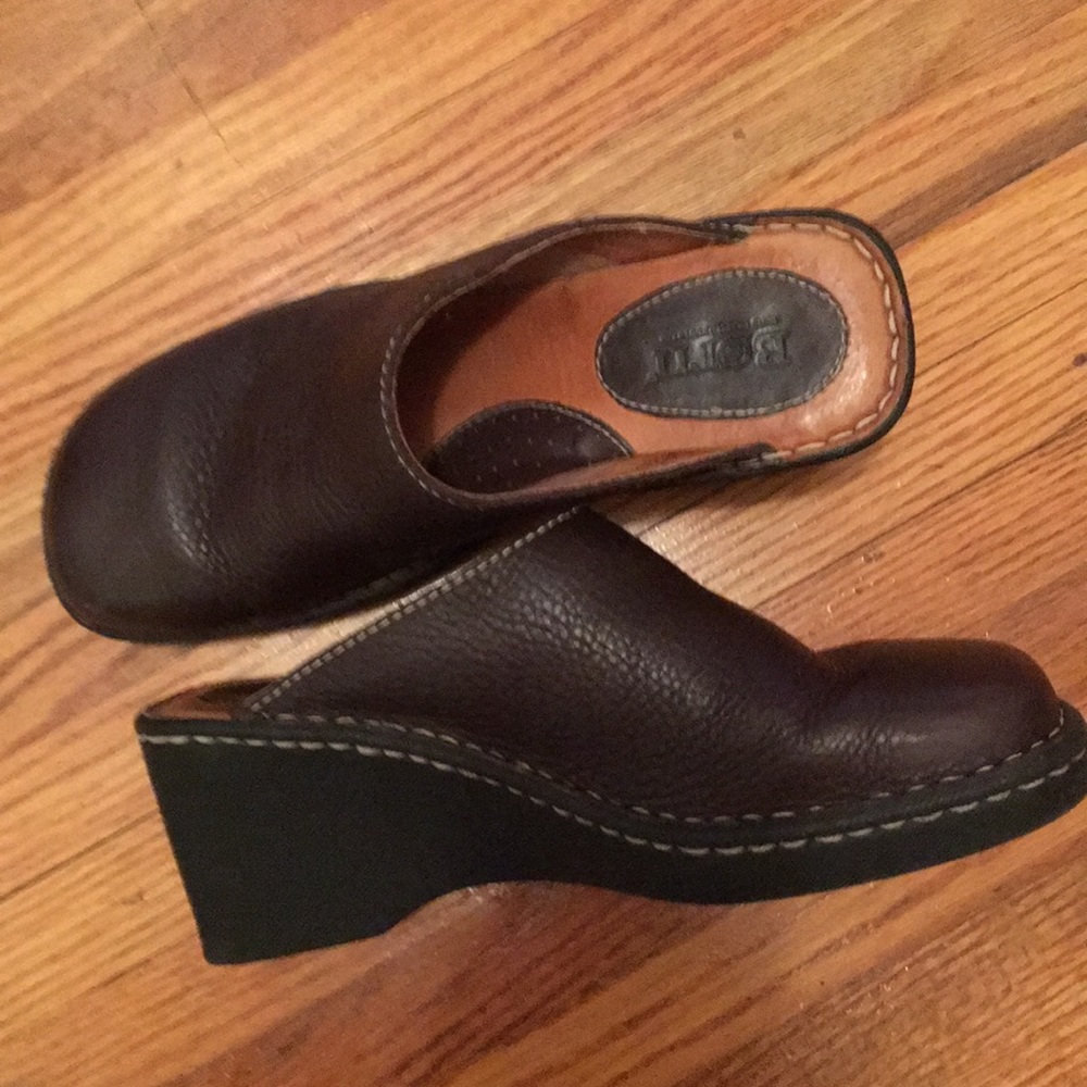 Born Clogs